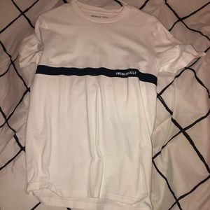 White American Eagle T-shirt